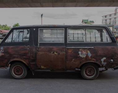 Old Van awaiting car scrapping service