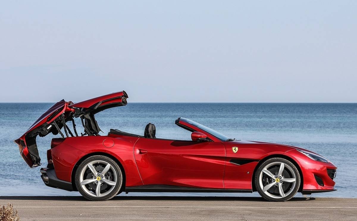 We review the 2019 Ferrari Portofino - Practicality