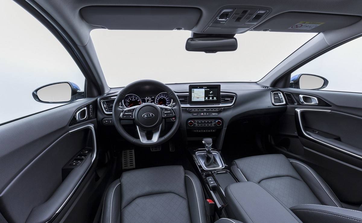 We review the 2019 Kia Ceed Hatch - Interior