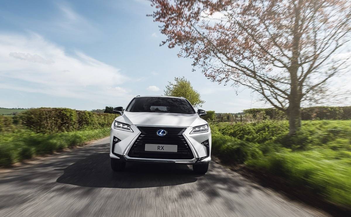 We Review the Lexus RX - Cost