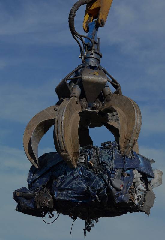 Car bale from vehicle recycling