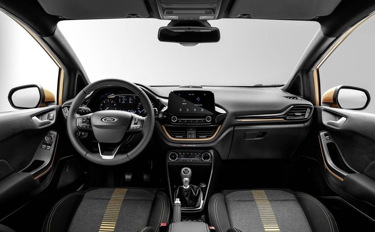 Ford Fiesta Active - Interior