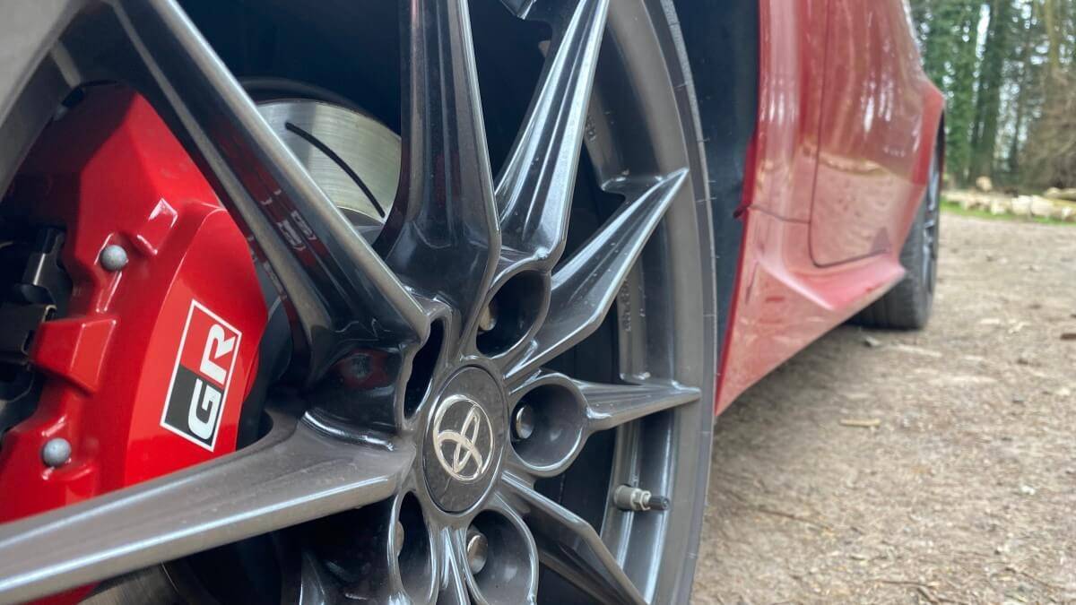 toyota_gryaris_10