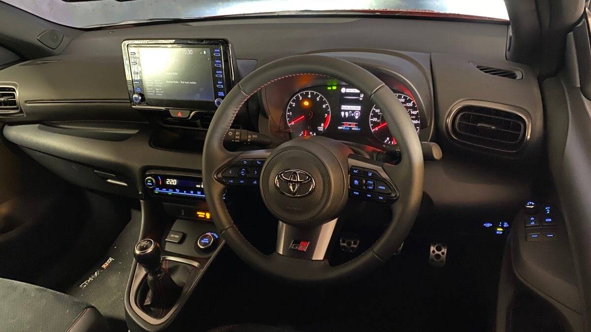 toyota_gryaris_3