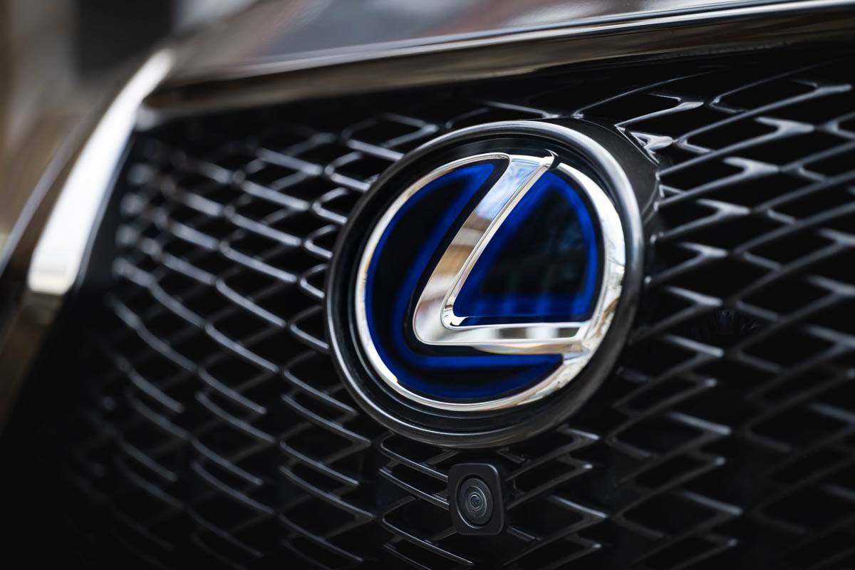 lexus_logo