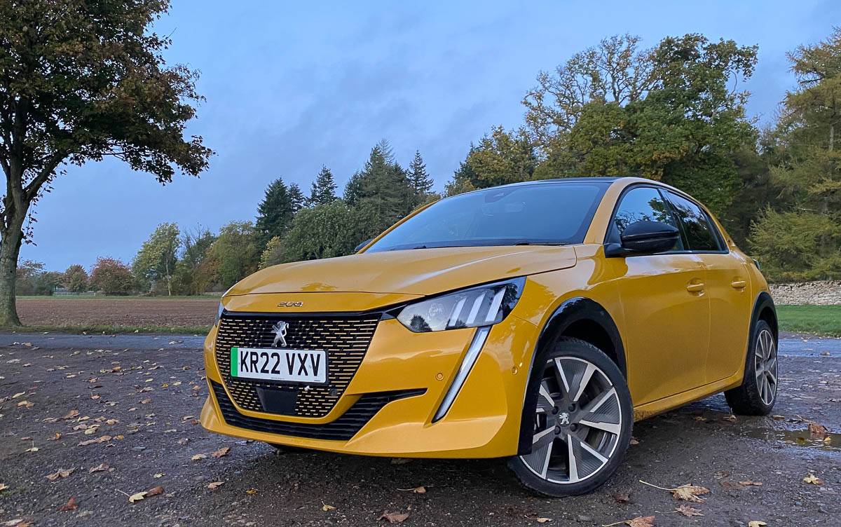 peugeot_e208-13