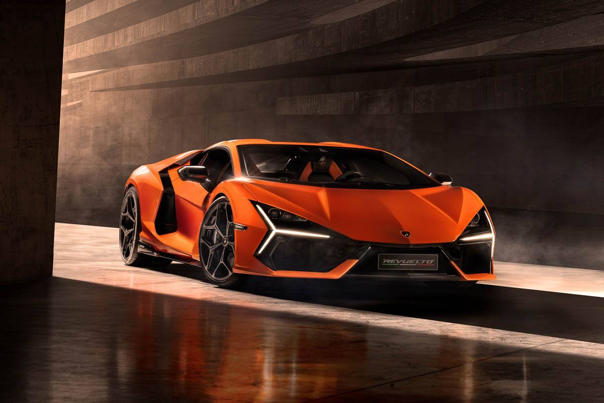 lamborghini_revuelto_1