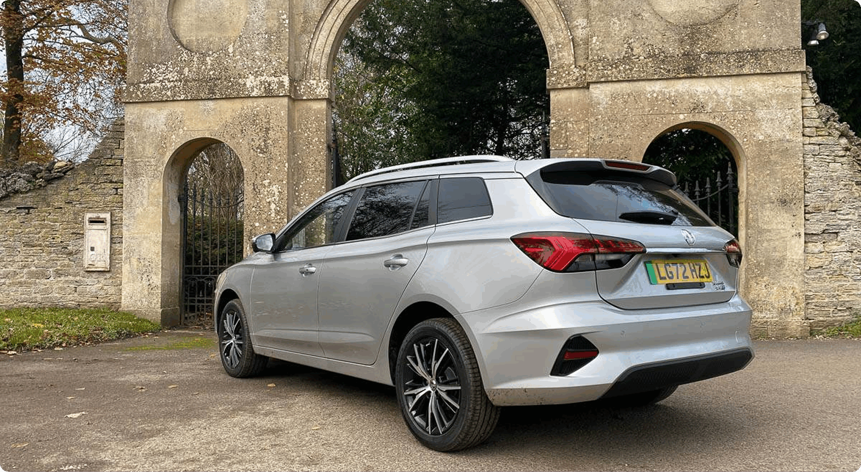 mg5-ev-review-2