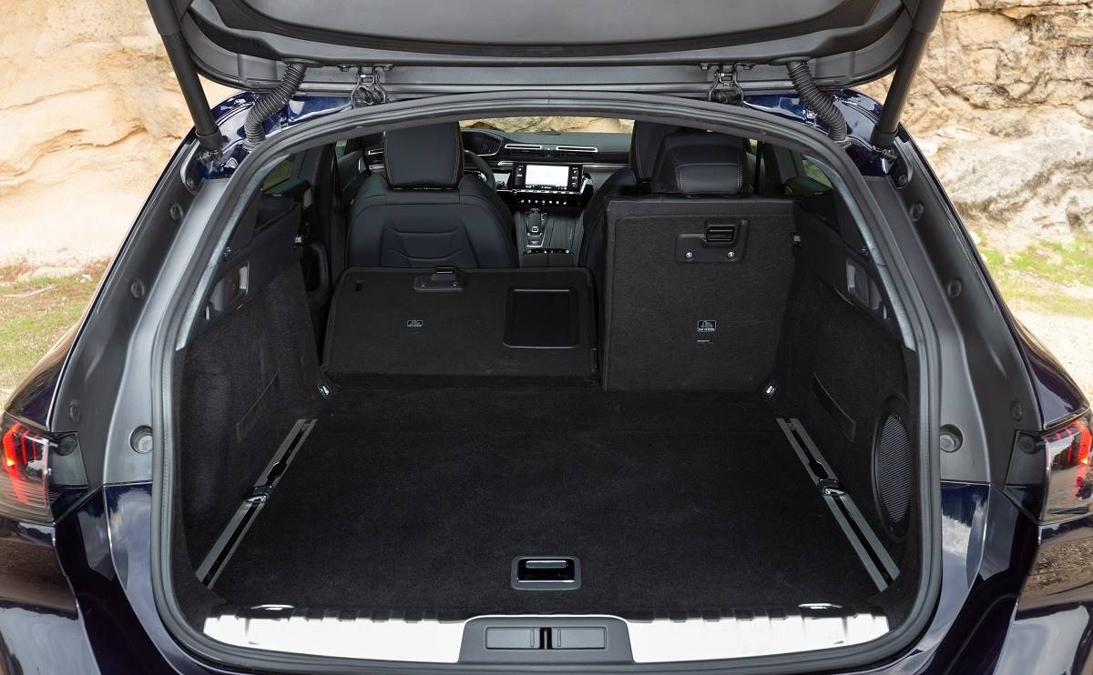 Peugeot 508 SW - Practicality