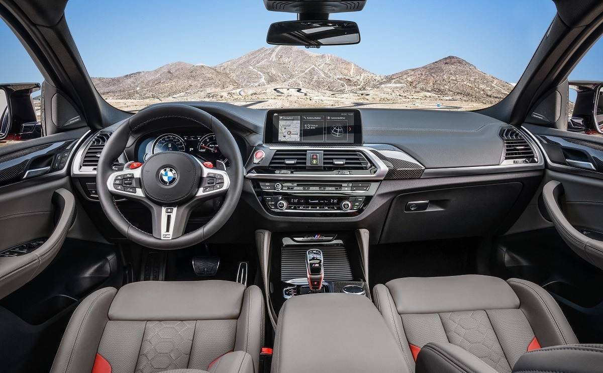 BMW X4 SUV - Interior