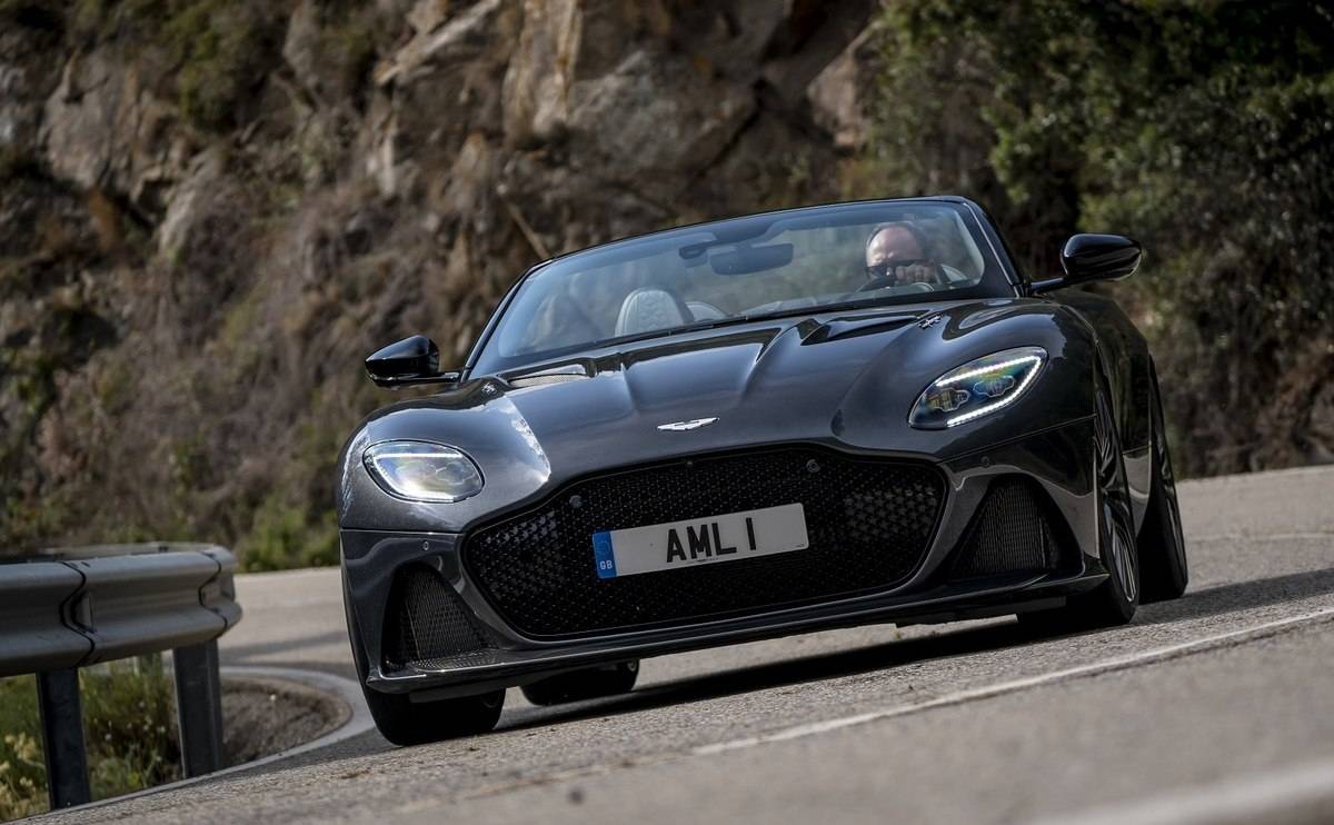 We review the 2019 Aston Martin DBS Superleggera - Practicality