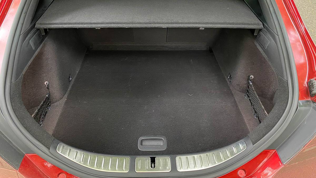 genesis_g70_shootingbrake-11